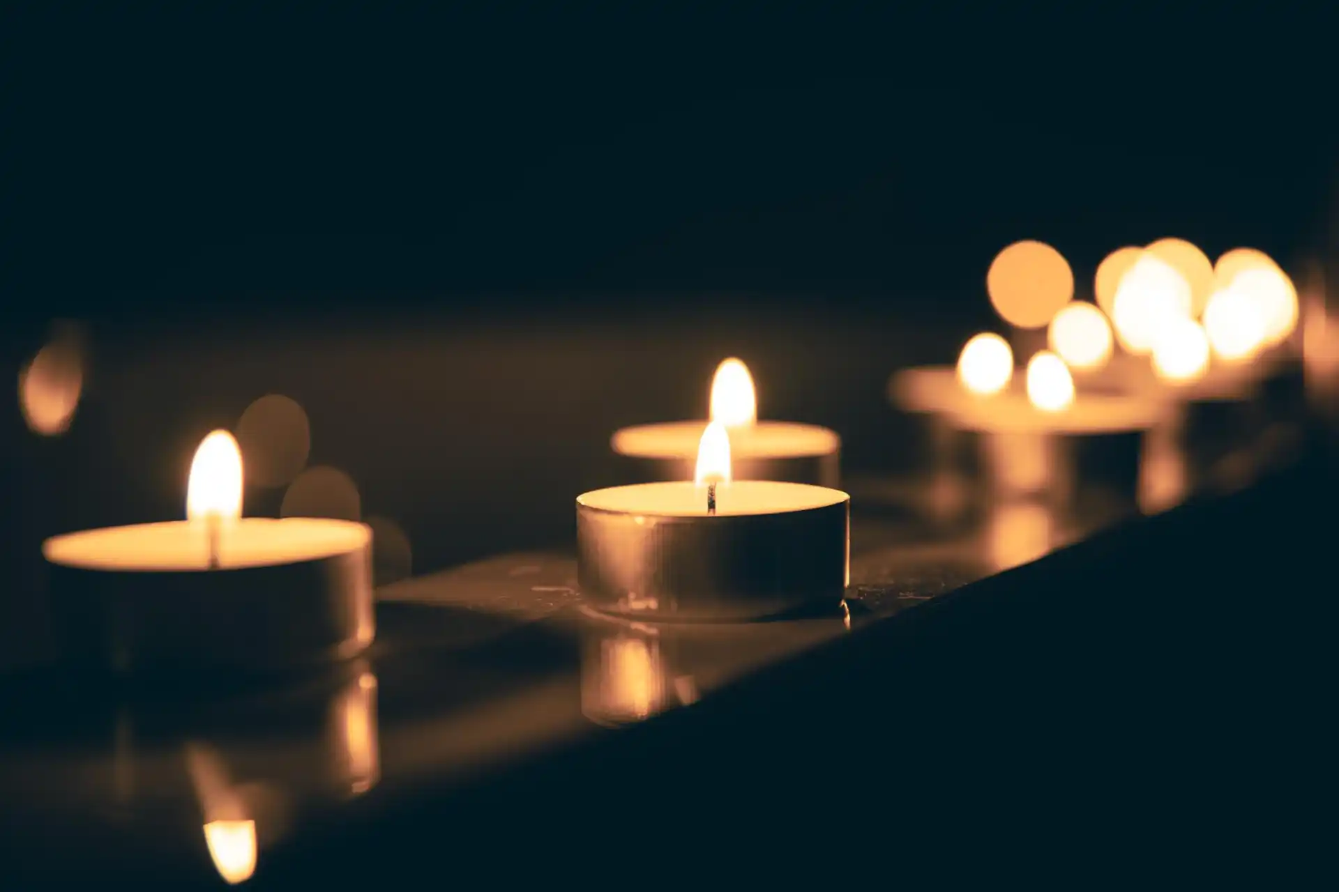 candle background image